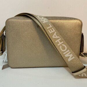 MICHAEL KORS Jet Set Large EW Crossbody Pale Gold Leather